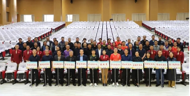 “濱澳線(xiàn)纜”杯2024年濱城區(qū)人大代表乒乓球比賽！